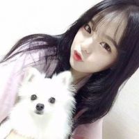 韩系美少女自拍搞怪头像 花若怜落在谁的指尖