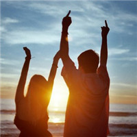 一起看年华的流逝 一起细数日子