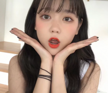 美丽四射美女图片女生头像吧