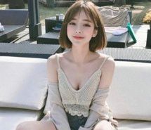 闪闪发光的时尚气质女生头像