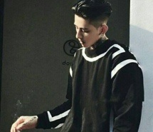 我愿用我的一生来忘记  伤感孤僻寂寞小帅哥男生