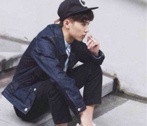 只有一个人愿意等，另一个人才愿意出现 个性伤