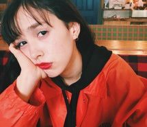 春光外泄 个性伤感唯美欧美美女女生头像