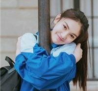 天空海阔要做最坚强的泡沫好看的清纯穿校服气