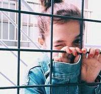 我会珍惜你给的思念 有气质的欧美氧气美女头像