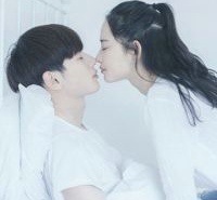 扯开的是谁的衣裳 情侣头像kiss两张高清精选大全