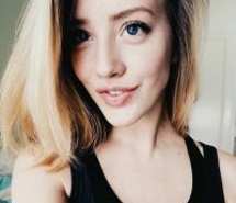 我手上还残留你的温度    欧美女生头像