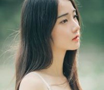 有些人留与不留都会离开微信美女头像