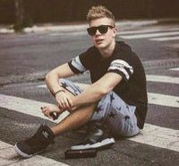 治愈系高清男生微信头像 治愈系高清男生微信头像