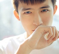 阳光邻家大男孩头像