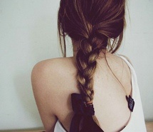 好看的麻花辫发型女生小清新图片 好看的麻花辫发型女生小清新图片