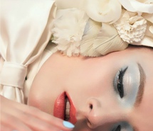 爱过知情重 粉妆女人花