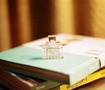 换不回你一句挽留的话 微信背景图片