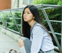 日系长发少女制服写真电脑高清壁纸