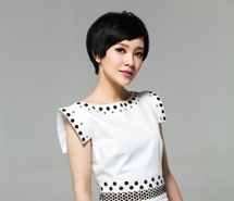 台湾当红小清新美女明星郭采洁