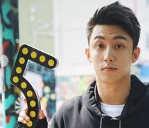 帅哥演员黄景瑜待机桌面壁纸