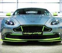 Vantage GT8汽车桌面壁纸