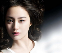 纯真性感美女性感壁纸