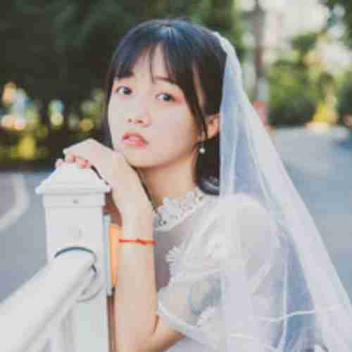 少女婚纱照