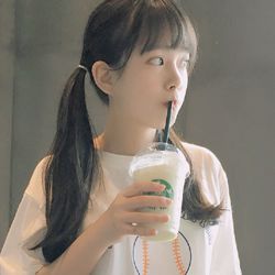 清纯奶茶妹子