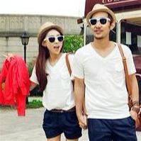 白衫黑墨镜爱人 白衫黑墨镜爱人