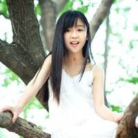 白裙清纯小妹儿