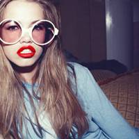 红唇眼镜浪女人 红唇眼镜浪女人
