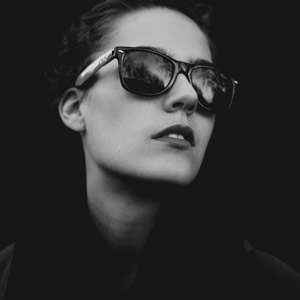 墨镜女王高冷总裁