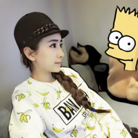 麻花辫和帽子很搭哦 麻花辫和帽子很搭哦