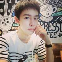 秀气的男孩帅呆了