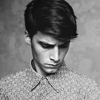 安静的花美男 安静的花美男