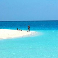 沙滩碧海蓝天