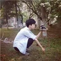 男生潮气的头像：小青春，