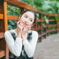 闺蜜微信头像：纯美好天真，