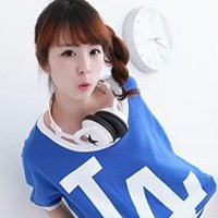 气质大方的闺蜜微信头像：每