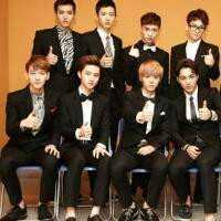 合在一张超多人的兄弟头像 合在一张超多人的兄弟头像