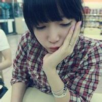 时尚清爽的非主流女生头像不带字 淡然而浅笑很