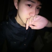 最新伤感系黑白的一半彩色的一半的非主流黑白