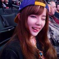 干练清爽的个性搞怪女生头像 记得为自己搞样子