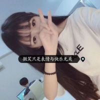 混搭女生头像 长发的 短发的 带文字的 玩手机的