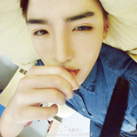 非主流个性男生头像 不再喟叹生命里起起伏伏的 非主流个性男生头像 不再喟叹生命里起起伏伏的