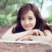 一个人享受阳光的高清森系女生头像 幸福的日子