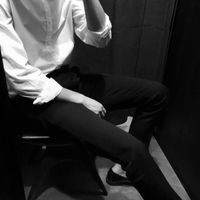 真正的离开是悄无声息的 伤感男生黑白头像