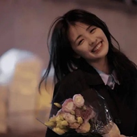 两人一张的姐妹头像 背影的 剪刀手的 两人一张的姐妹头像 背影的 剪刀手的