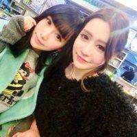 披肩的长发甜美可爱的2姐妹头像 让我们一起追寻