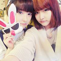 从小一起长的，长的都很朴素的好姐妹头像，最