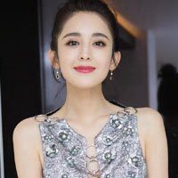 娜扎头像 娜扎微信头像图片 肤白貌美气质佳