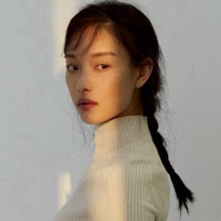 倪妮头像 倪妮微信头像图片 素颜扎麻花辫演绎清 倪妮头像 倪妮微信头像图片 素颜扎麻花辫演绎清