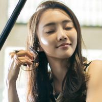 女演员刘芊含头像图片 安静唯美迷人的样子