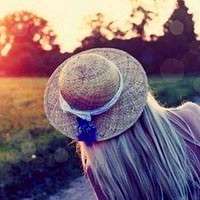 唯美清新女生背影头像 看不脸的她是否会喜欢